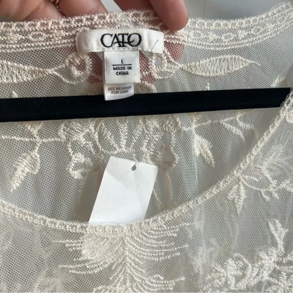 NWT Cato Delicate Lace Blouse - Large - Picture 4 of 14